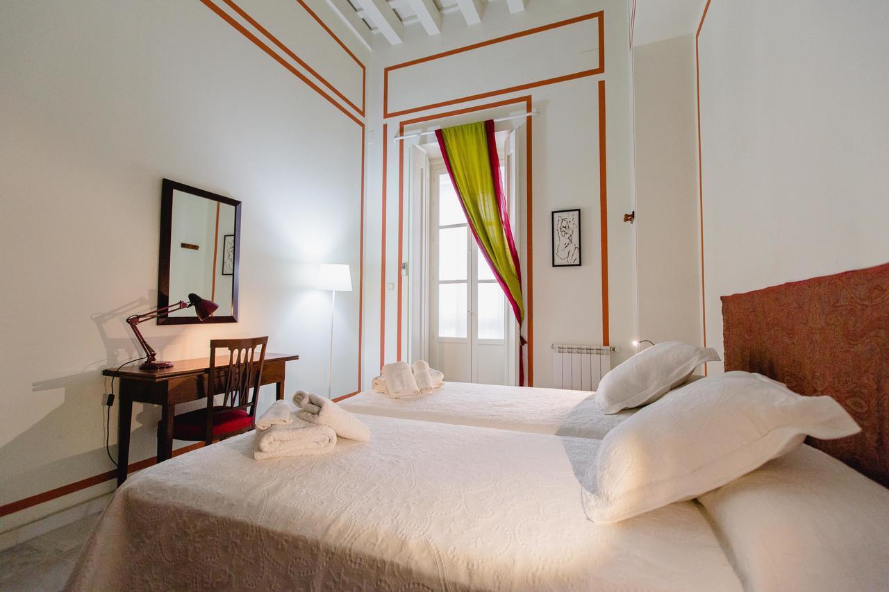 Apartamentos La Botanica, 카디스 외부 사진