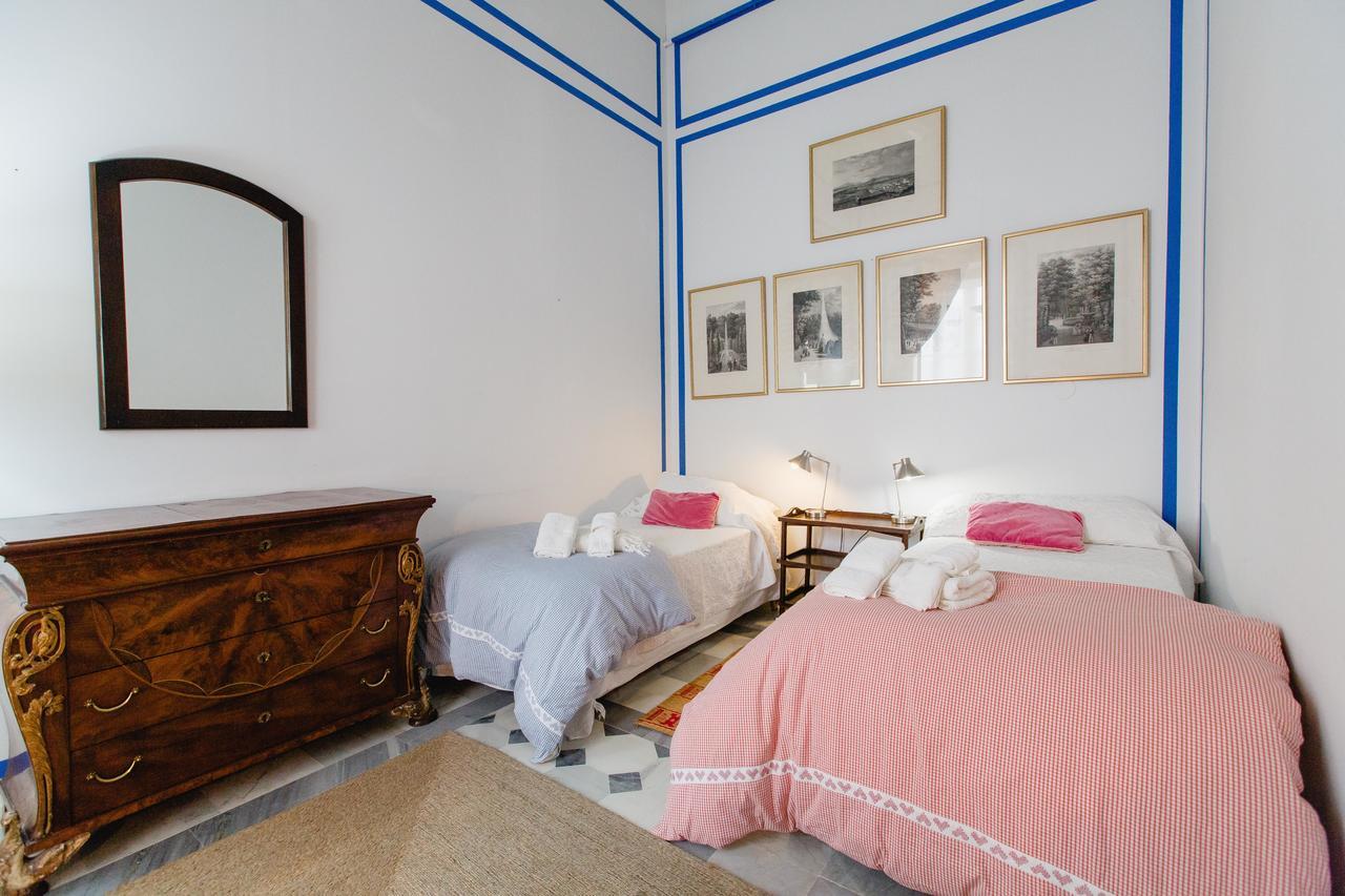Apartamentos La Botanica, 카디스 외부 사진