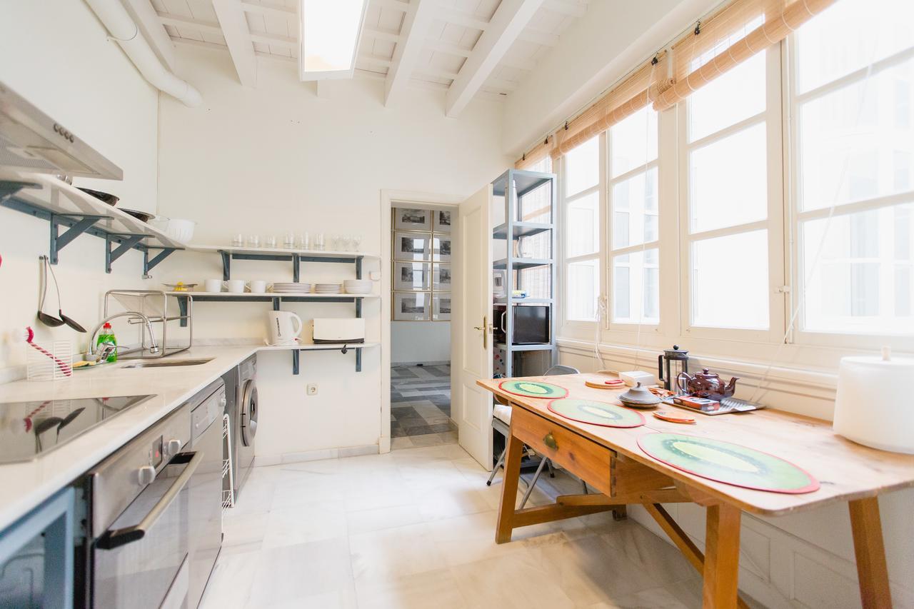 Apartamentos La Botanica, 카디스 외부 사진